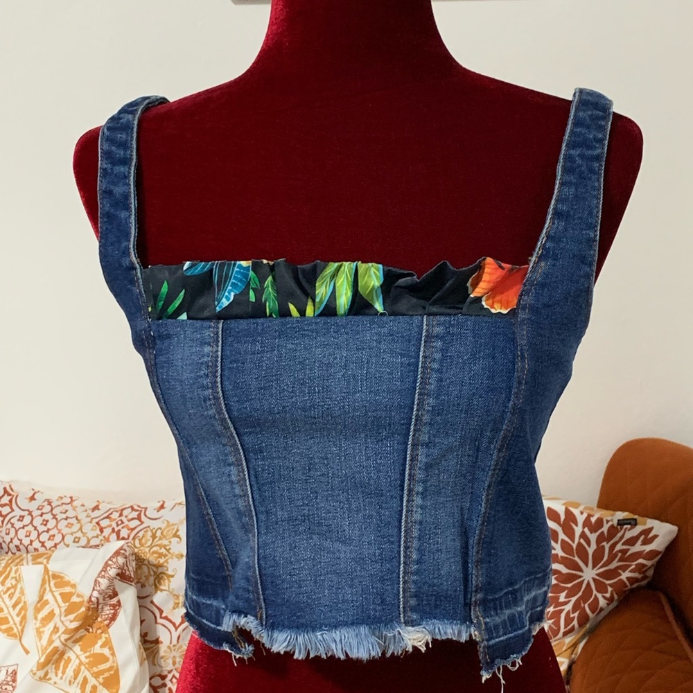🔥NWT Jeans top